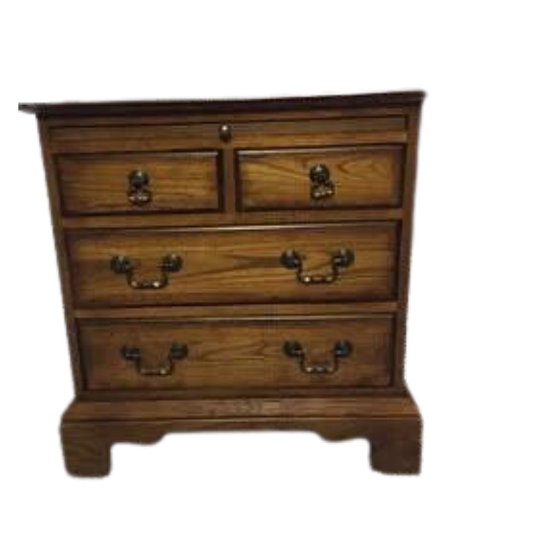 Vintage Early American Style Chest