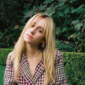 Alex Beck Taps into Relatable LA-Loneliness in “Born to Lie”