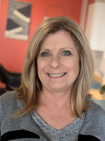 Suzannes picture for website_edited.jpg