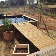 piscine-bois-carree-difloisirs-08-49FA196F.jpeg