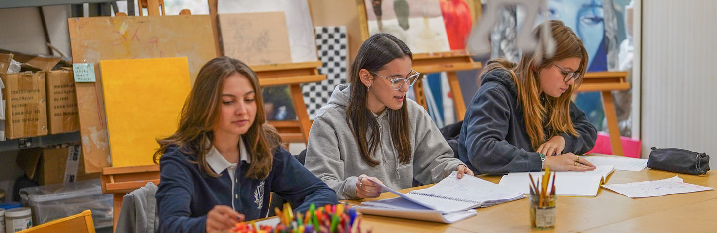 students in the IBS of Provence art room