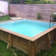 piscine-bois-carree-difloisirs-18-F46F25FE.jpeg