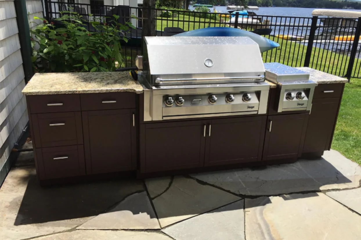 Open-Air-Cabinetry-is-Mildew-and-Fade-Resistant.webp