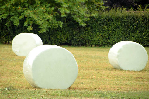 snow-valley-farms-dry-wrapped-bale.jpeg