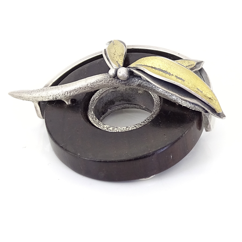 Thumbnail: Edo II Brooch
