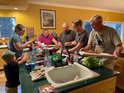 Family Dinner - Yosemiet - September 2021.jpeg