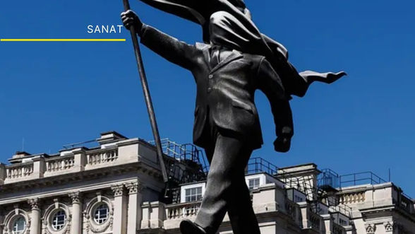 Banksy'den Londra'nın Merkezine Eleştirel Bir Heykel
