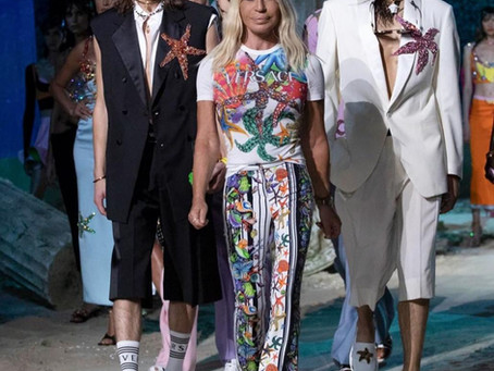 VERSACE NO FUNDO DO MAR