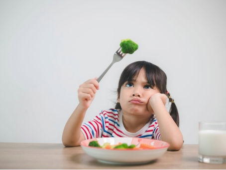 Helping Kids Try New Foods: Guidance for your Picky Eaters