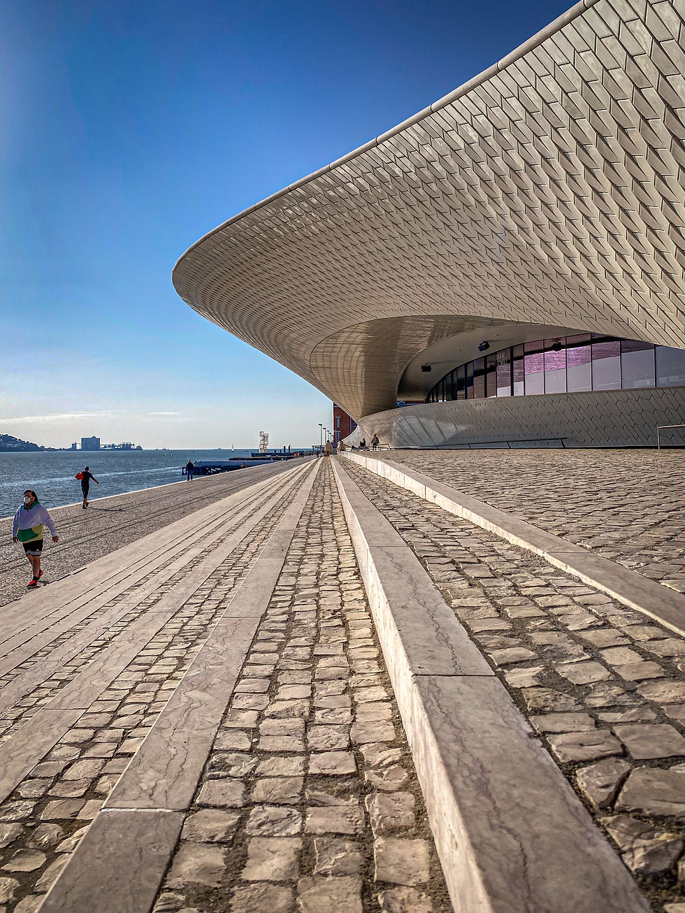 Slow travel Lisbon: 7 calming micro-experiences for solo female travellers