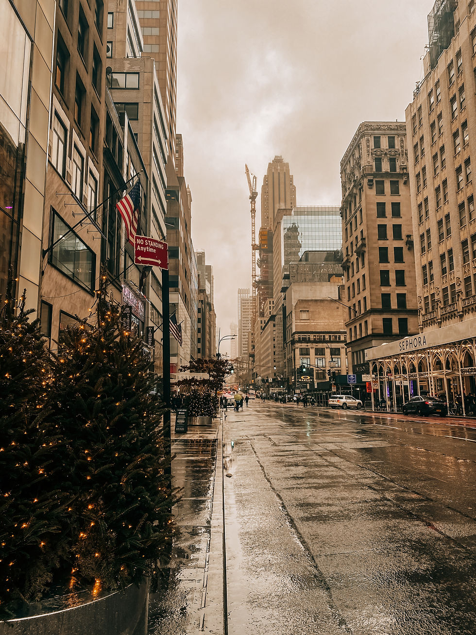 New York in December for solo female travellers — What to do, safety & tips