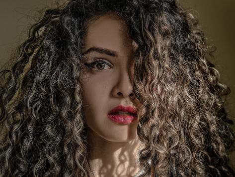 Mascarillas naturales para el cabello rizado