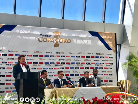 NOS VESTIMOS DE ORO