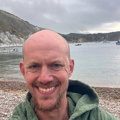 Jamie Reading coastal portrait.jpg