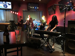 Legends Pub and Grill (2017)