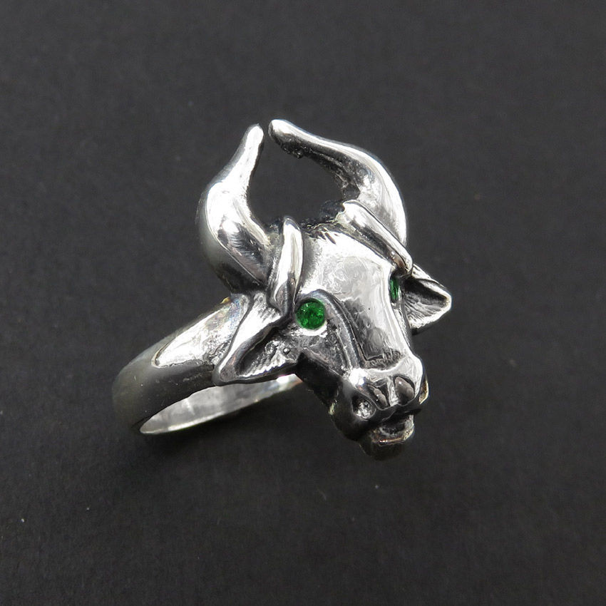 Thumbnail: Taurus Ring with Emerald Eyes - Sterling Silver Zodiac Jewelry