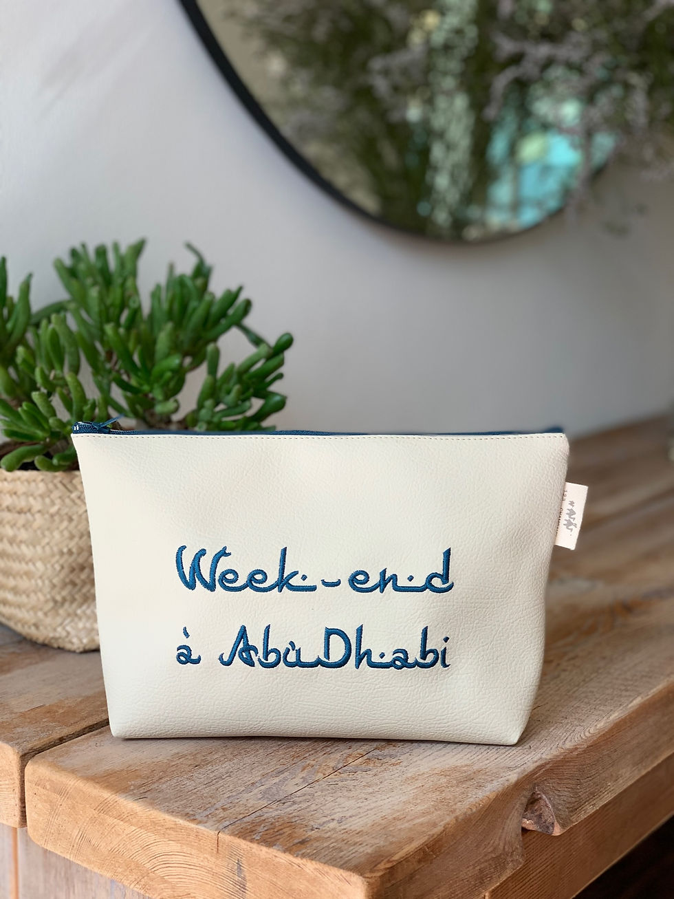 Thumbnail: Faux leather makeup bag "Weekend in Abu Dhabi" "Weekend in Dubai"