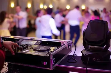 wedding DJ