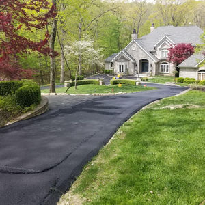 Asphalt driveway in St. Louis completed by Available Asphalt.