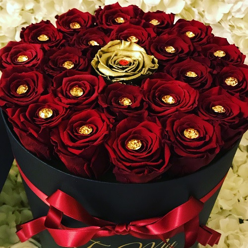 Bling Blooms Real roses that last a year Infinity Preserved Roses
