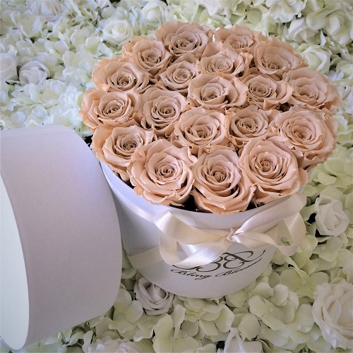 Bling Blooms Real roses that last a year Infinity Preserved Roses