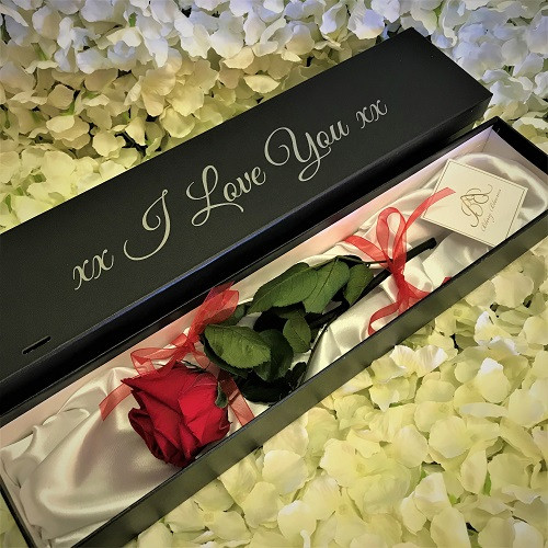 Bling Blooms Real roses that last a year Infinity Preserved Roses