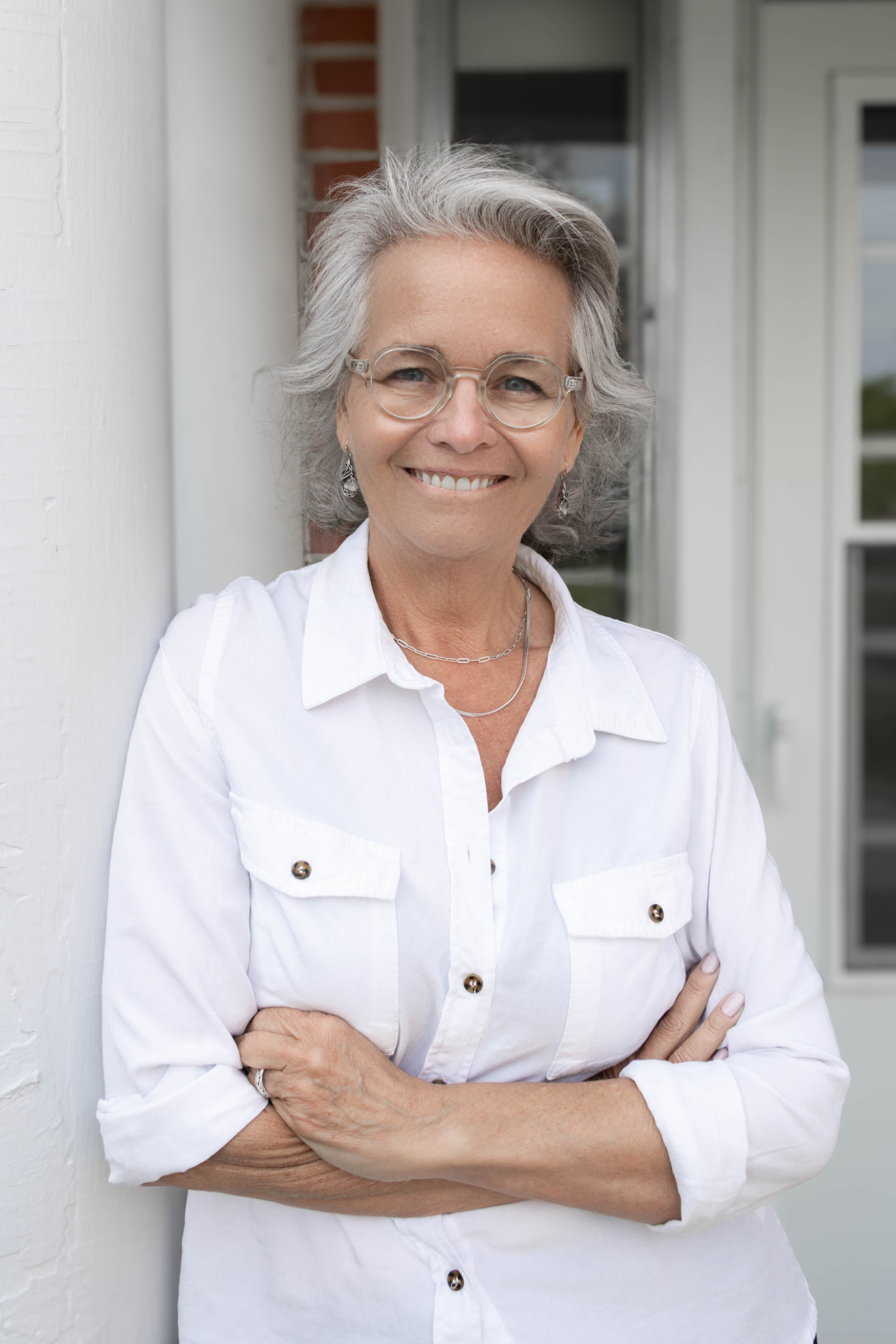 Portrait of Kelly Thompson