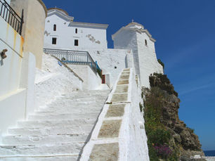 Παναγίτσα του Πύργου: Μια ανάσα γαλήνης στο Αιγαίο