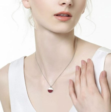 Pendant with keepsake locket