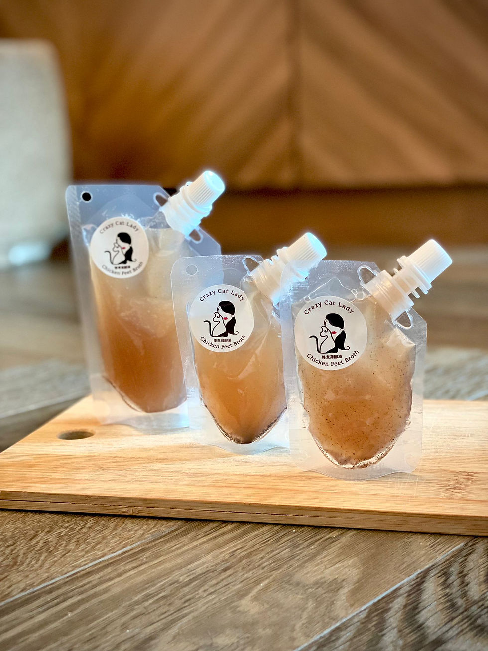 慢煮雞腳靈芝湯 Homemade Chicken feet with Lingzhi (Ganoderma) broth (min. order $220)