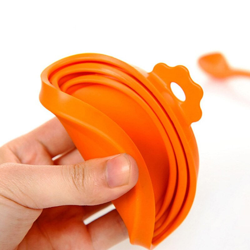 Thumbnail: Reusable silicone pet canned lid for cat food