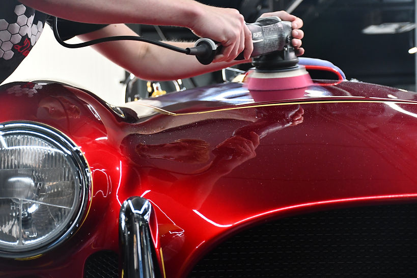 shelby_cobra_polishing.jpg