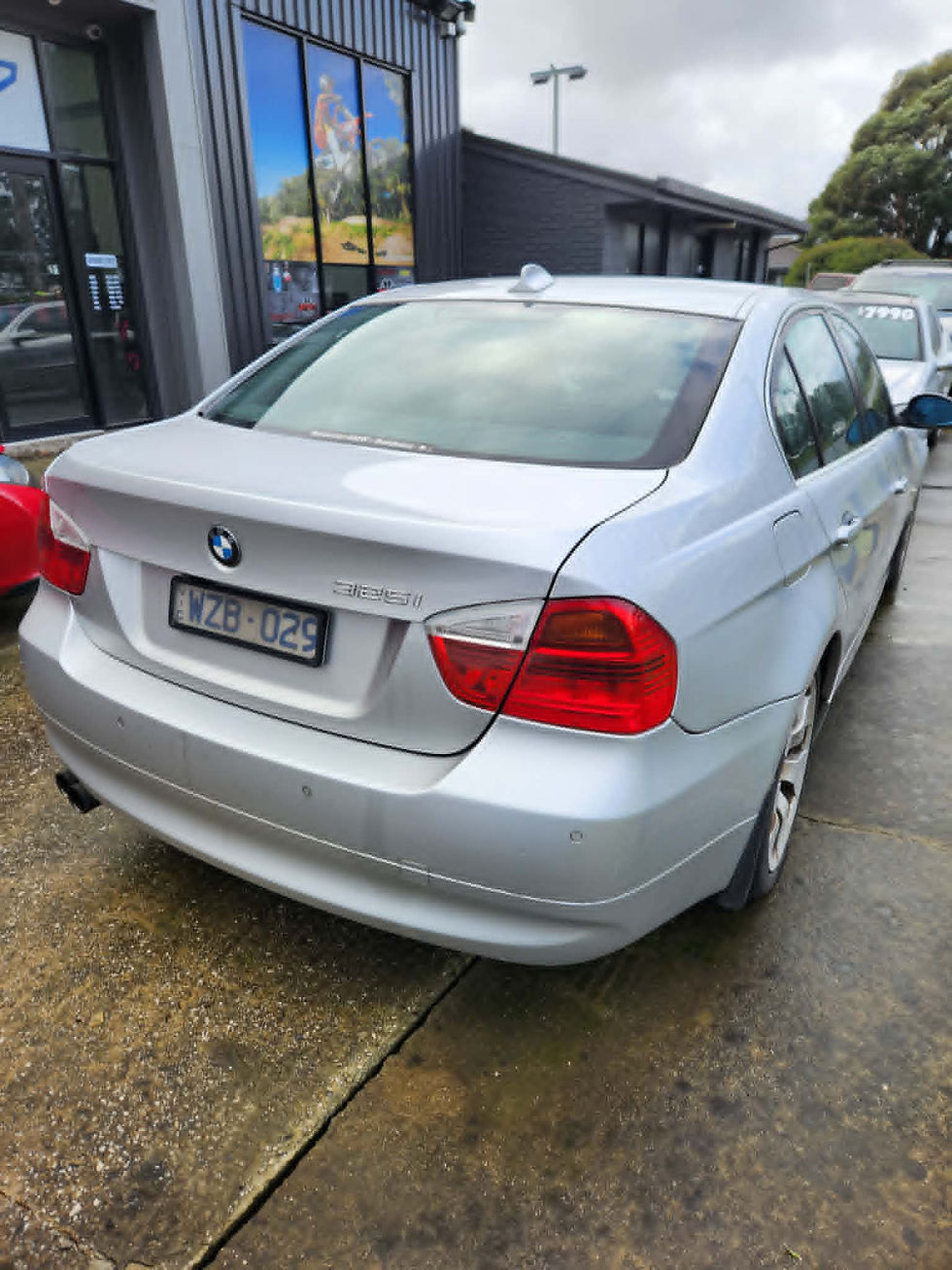 Thumbnail: BMW 325i E90