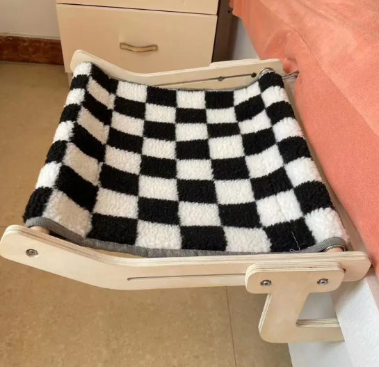 Thumbnail: Hanging Cat Bed