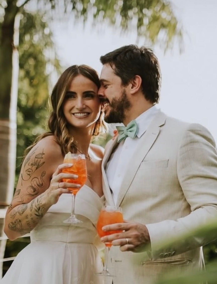 Entre risadas e lira: um casamento fora do óbvio | Mari Palma & Osmar Campbell