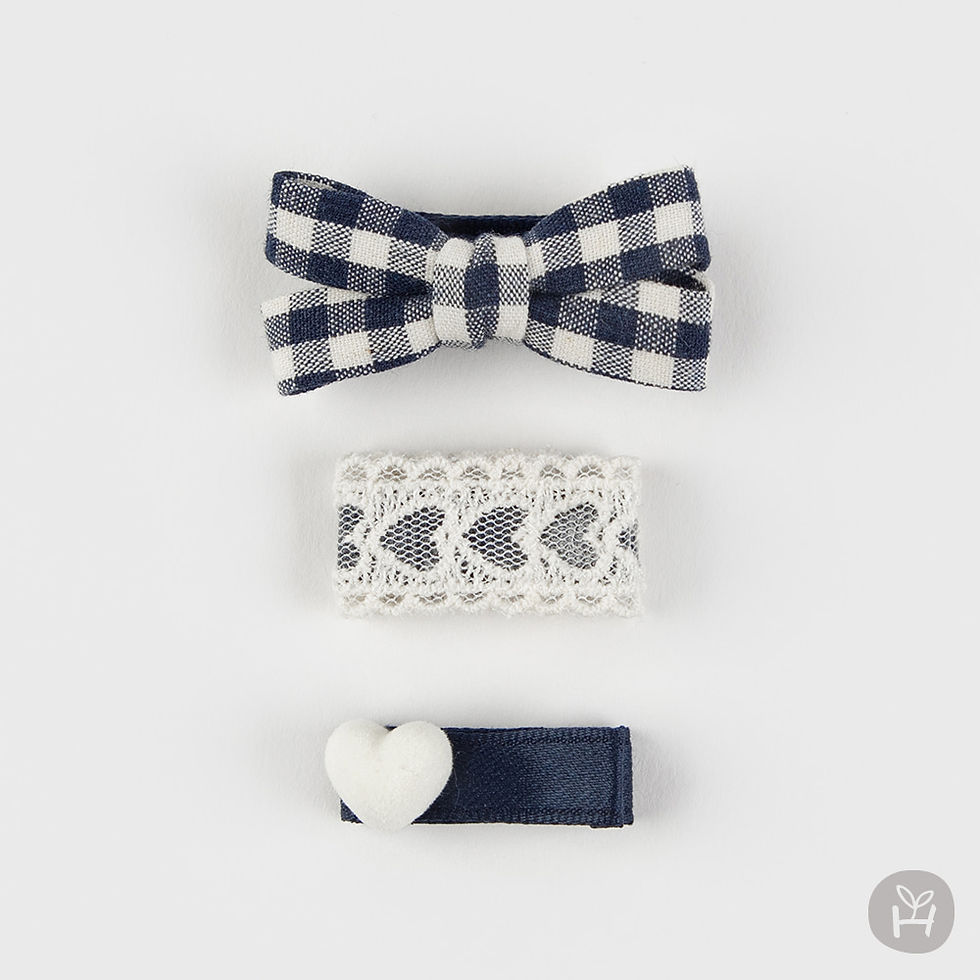 Thumbnail: The Ellie Baby Hair Pin Set features a trendy and luxurious navy color, perfect for adding a stylish touch to your little one