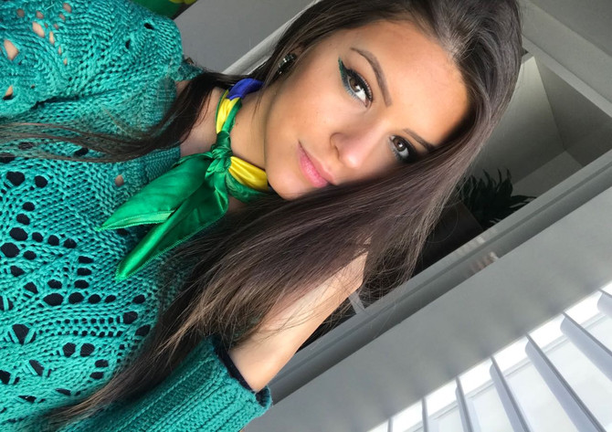 Maquiagem verde e amarela para torcer pelo Brasil