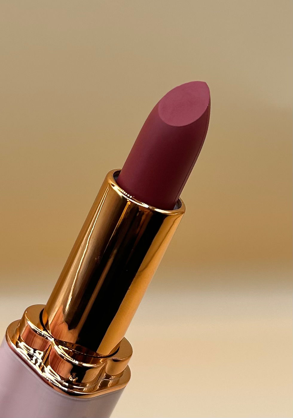 Thumbnail: Veloura — Le rouge qui vous sublime 5