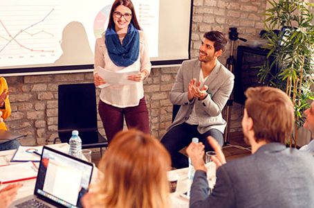 Maximizing Marketing Impact: Leveraging AI in Content Strategy by 10xU