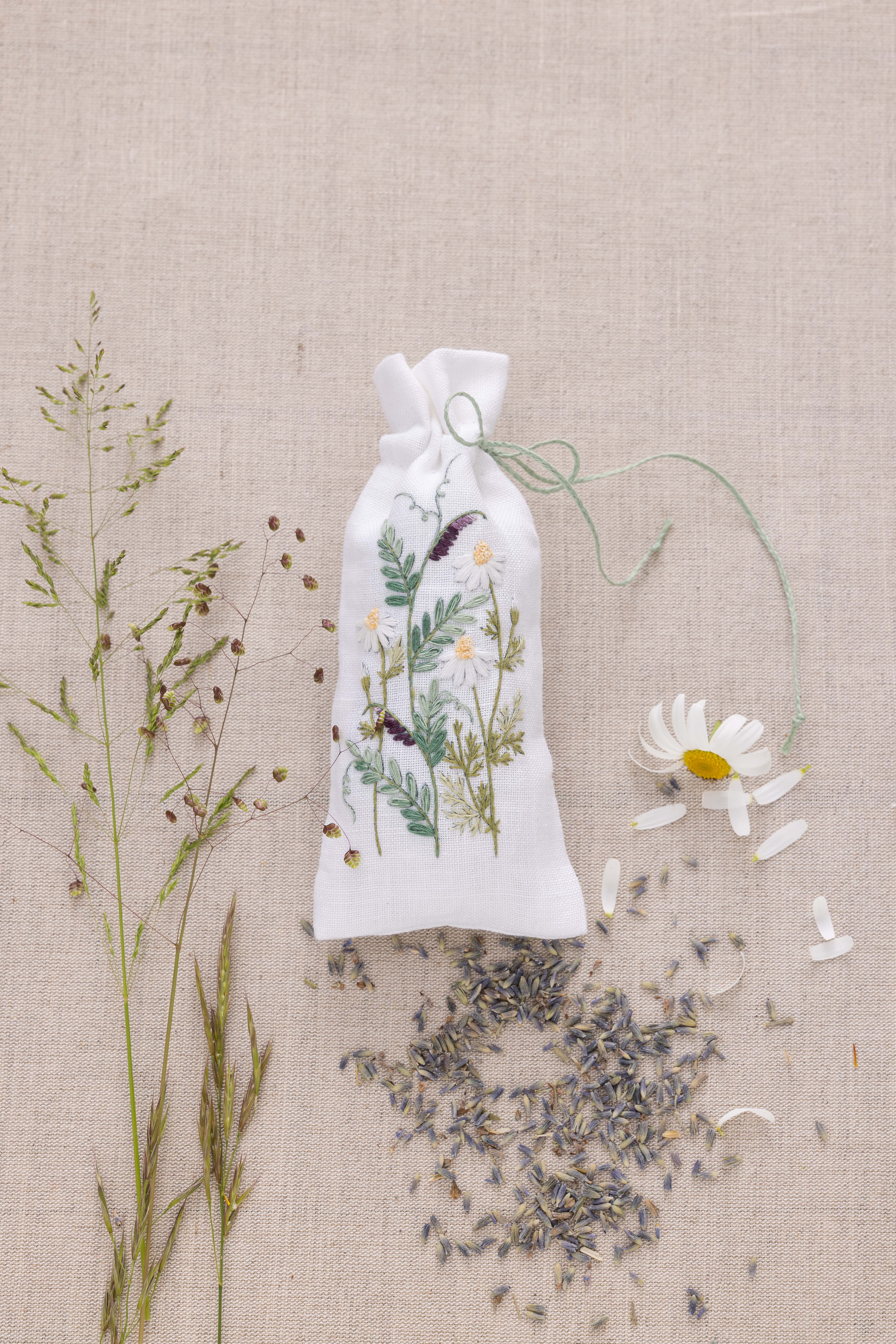 Embroidery Kit: Linen - Lavender Bags
