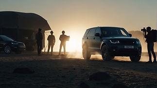 Default_a_scene_of_shooting_a_black_land_rover_suv_car_ad_prod_0 (1).jpg
