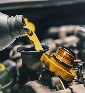 Transmission system inspection in professional auto workshop