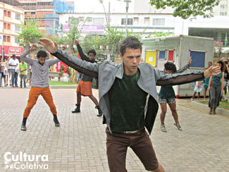 “E se?”, espetáculo do Grupo Êxtase de Dança, aconteceu em Ponte Nova