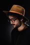 Cantor Zeeba se apresenta em festa Heineken em São Paulo