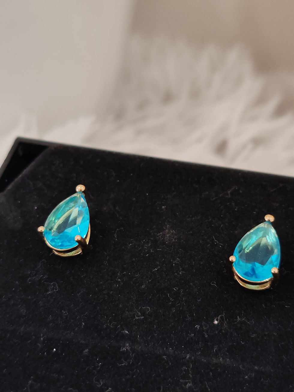 Thumbnail: Blue Teardrop Rhinestone Earrings