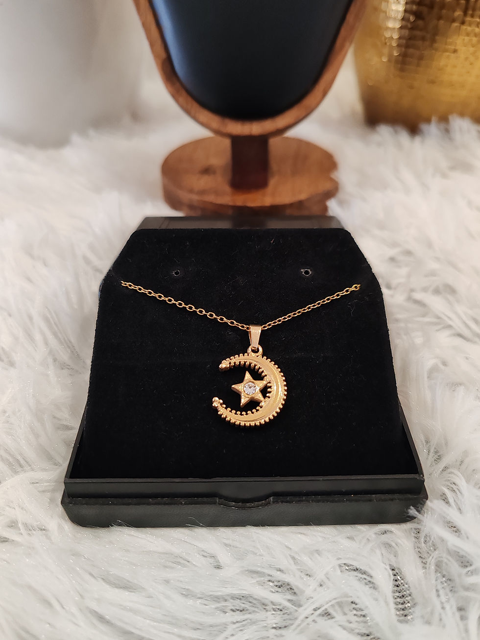 Thumbnail: Star Crescent Pendant - Stainless Steel Gold Necklace 