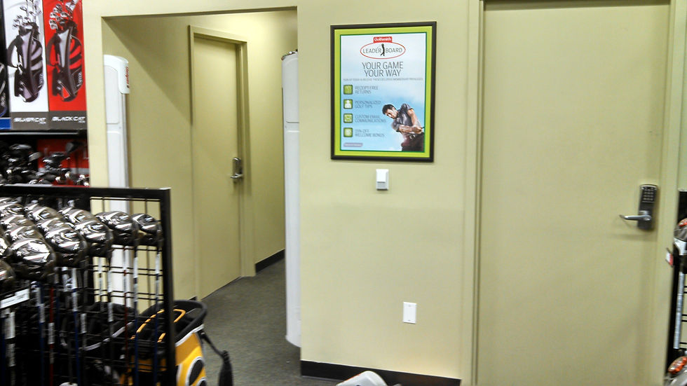 Golfsmith - #123 Manhattan Hallway Pic 1