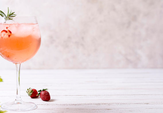 On the cusp - rosé wine - Spritz - Strawberry - lemon - mint - cocktail - Ice cube