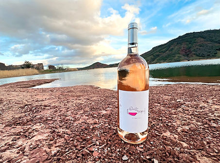 On The Cusp the WIN4FRIENDS - Rosé Languedoc France