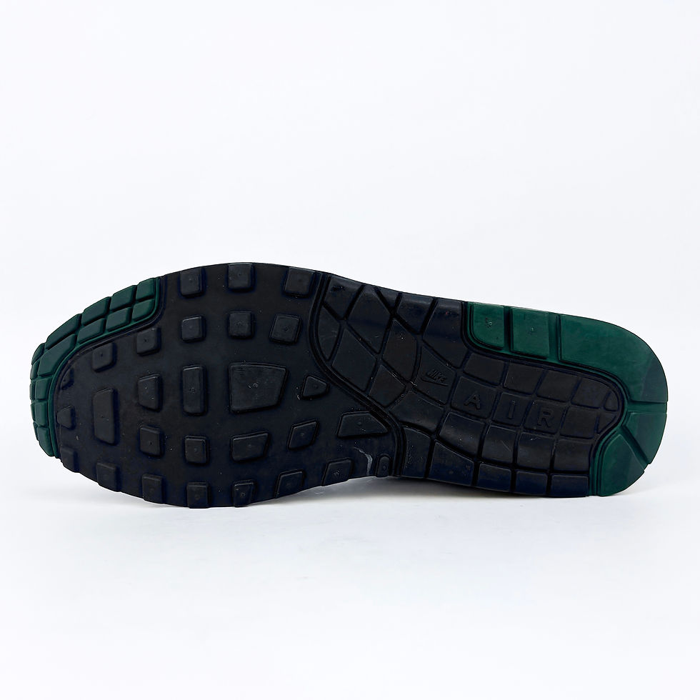 Thumbnail: 2004 Air Max 1 Forest Green Money Pack